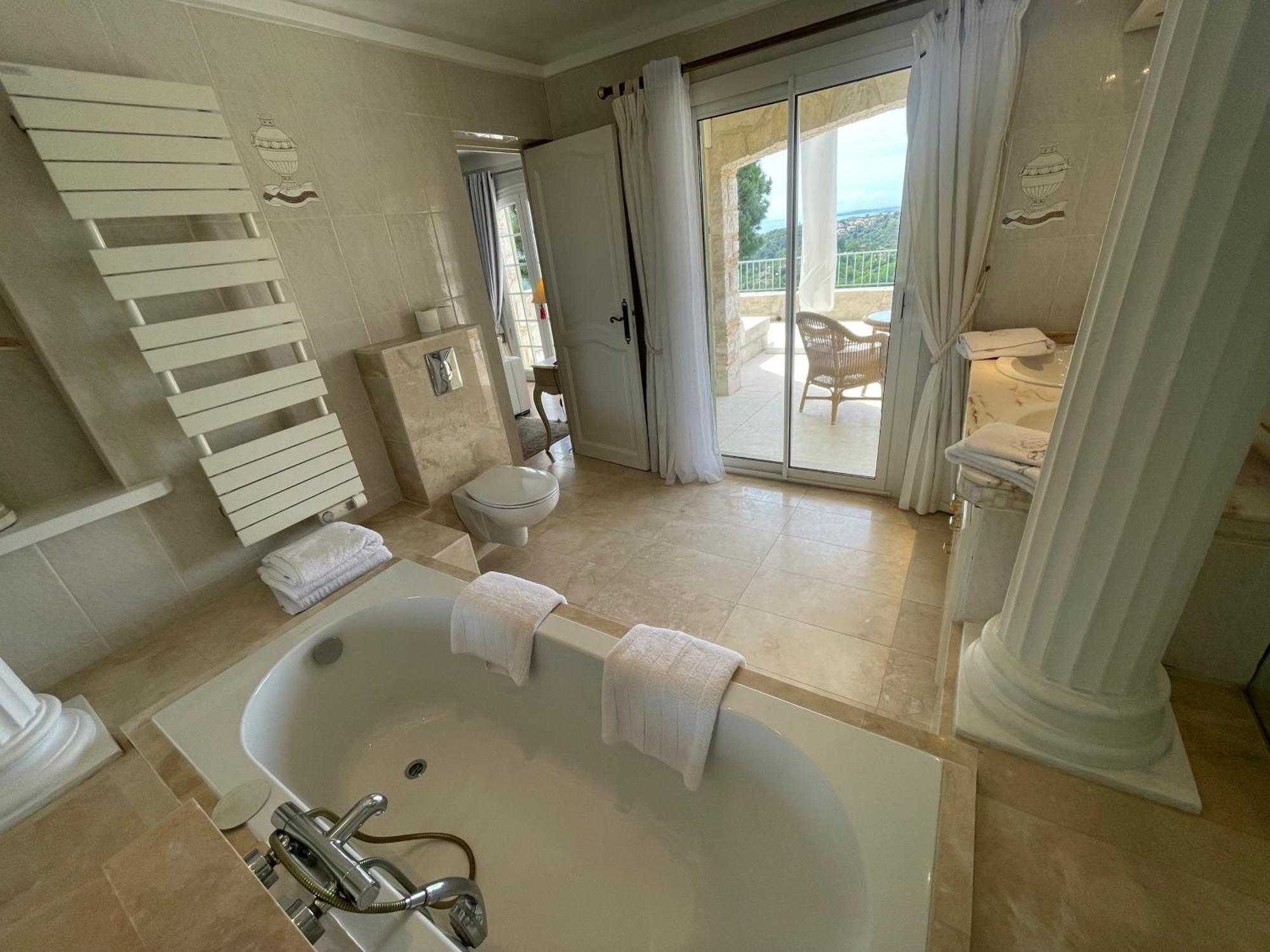 La Bergerie B&B Ванс Екстериор снимка